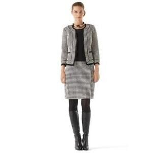 White House Black Market
Houndstooth Set Cropped Blazer Jacket And Dress Sz 8